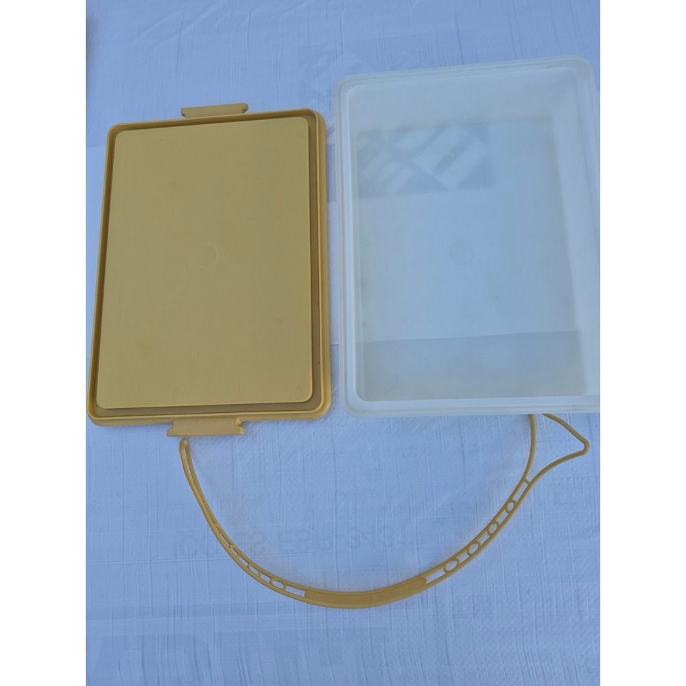 Vintage 70's Tupperware Rectangular Cake Taker Carrier Harvest 622 623 w/ Handle